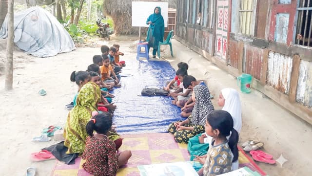 মান্তা শিশুদের শিক্ষায় শামীমের উদ্যোগ